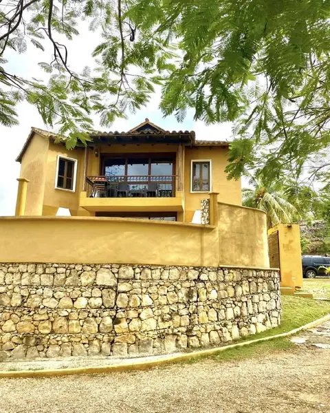 Fachada del apartamento El Poblado 5H en Tucacas