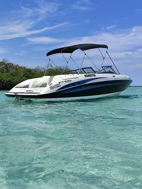 Yamaha SX230 navegando por el Parque Nacional Morrocoy